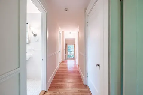 72 Stonybrook Road Cape Elizabeth ME 04107