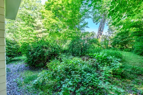72 Stonybrook Road Cape Elizabeth ME 04107