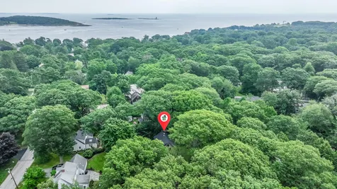 72 Stonybrook Road Cape Elizabeth ME 04107