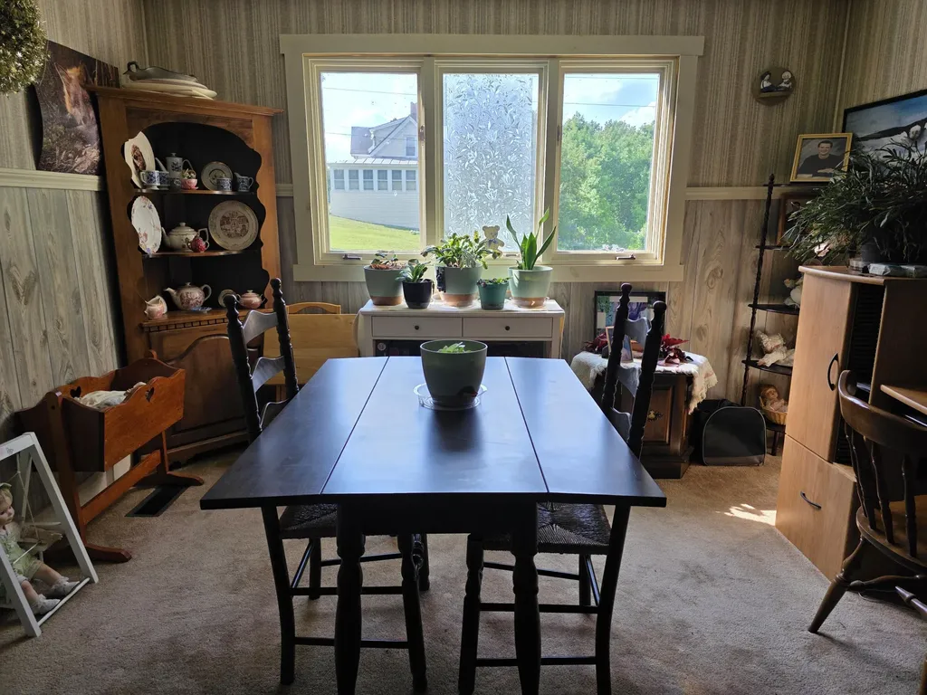 28 N Guilford Road Monson ME 04464