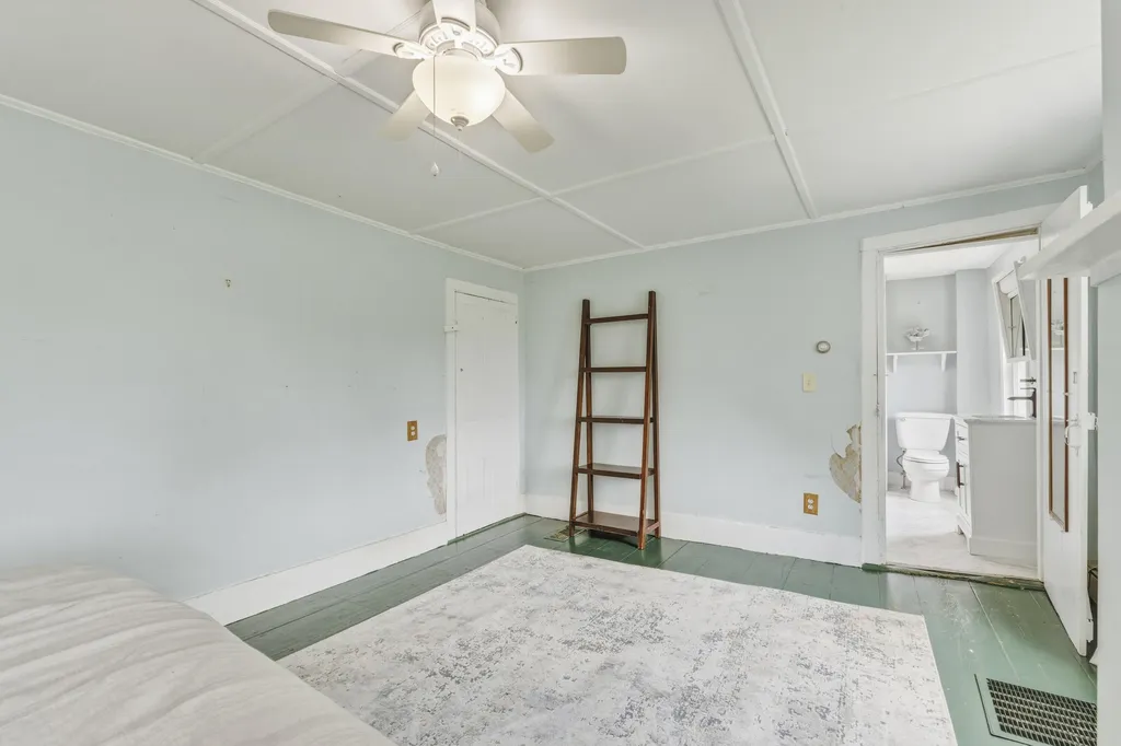 210 Sutherland Pond Road Sabattus ME 04280