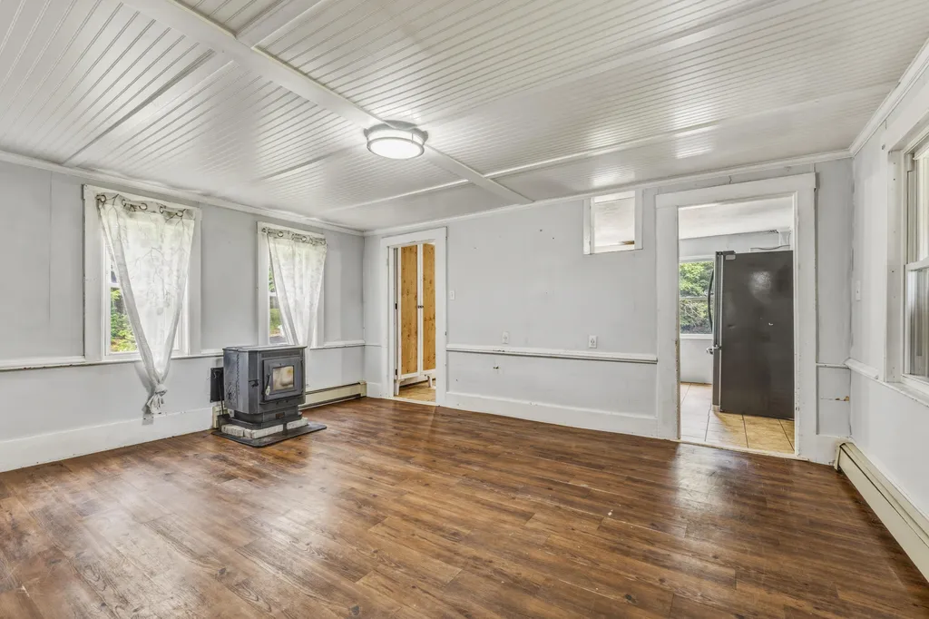 210 Sutherland Pond Road Sabattus ME 04280