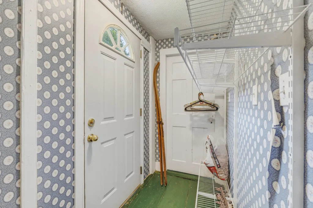 210 Sutherland Pond Road Sabattus ME 04280