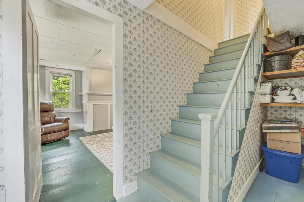 210 Sutherland Pond Road Sabattus ME 04280