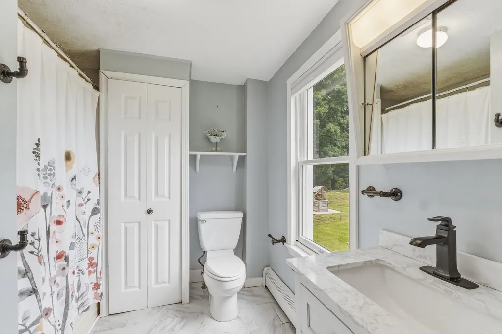 210 Sutherland Pond Road Sabattus ME 04280