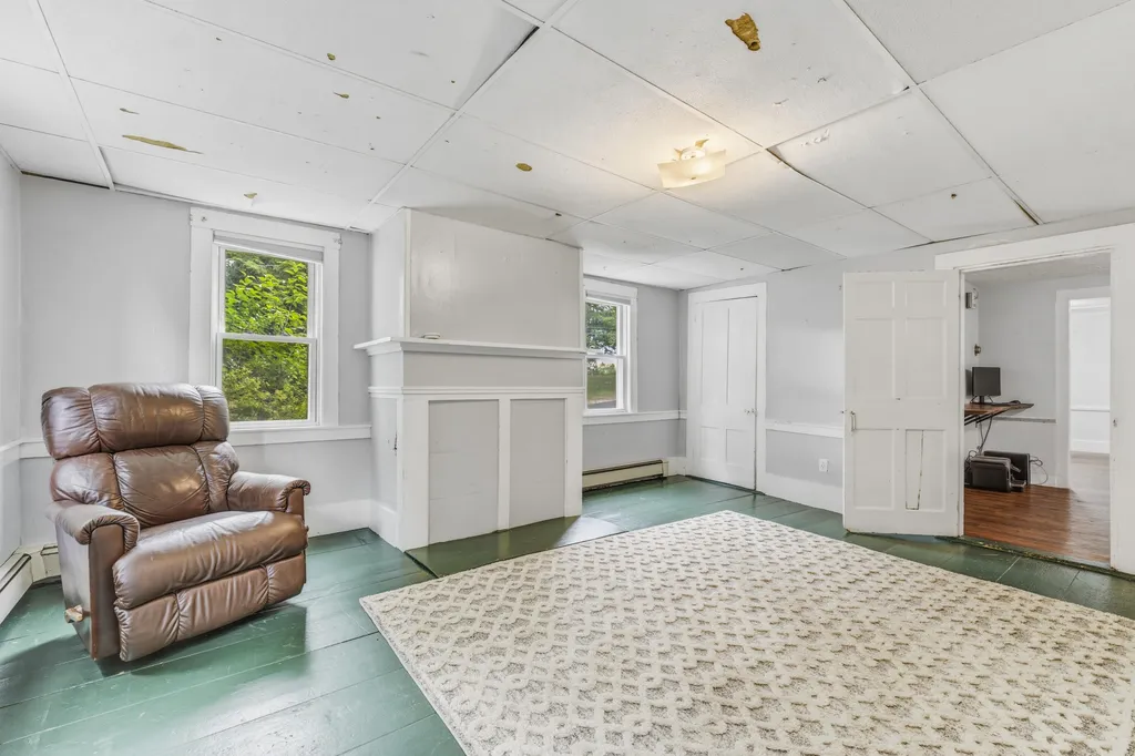 210 Sutherland Pond Road Sabattus ME 04280