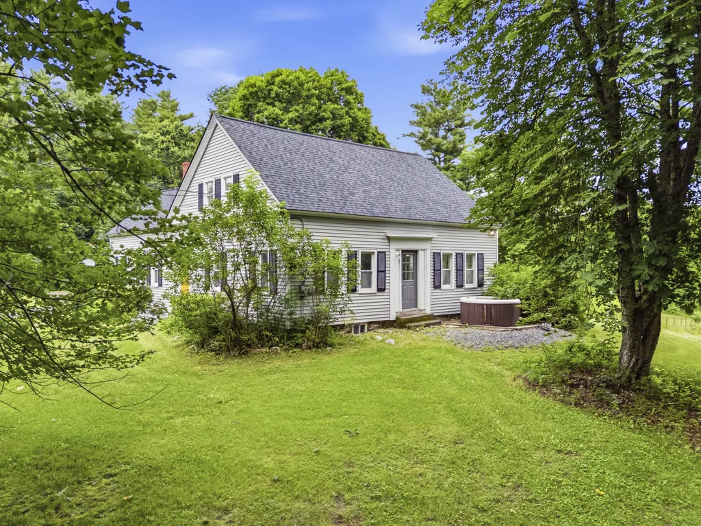 210 Sutherland Pond Road Sabattus ME 04280