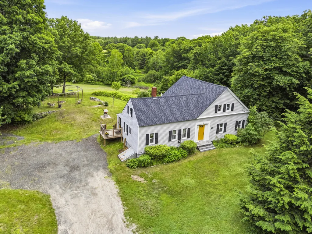 210 Sutherland Pond Road Sabattus ME 04280