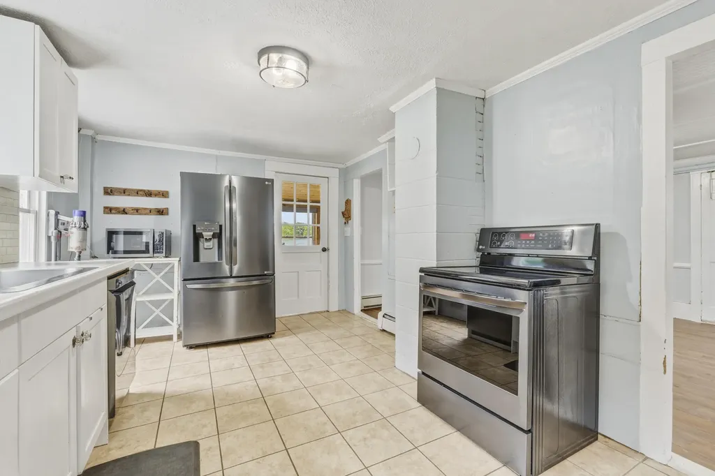 210 Sutherland Pond Road Sabattus ME 04280