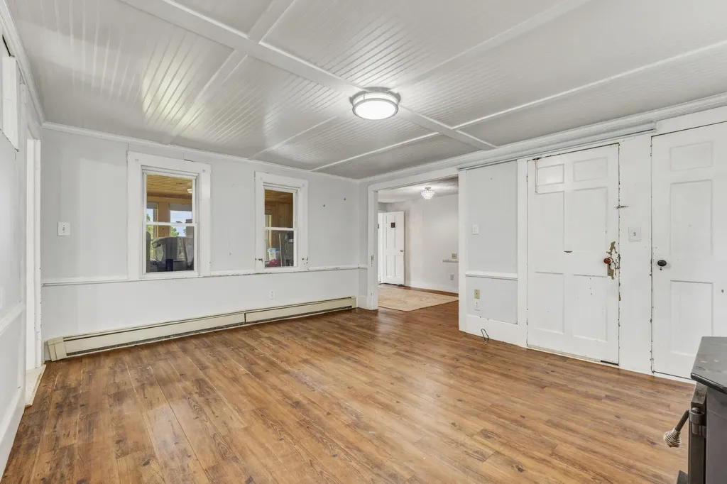 210 Sutherland Pond Road Sabattus ME 04280