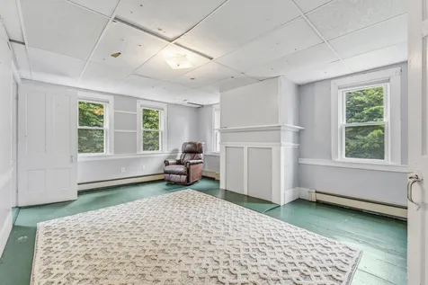210 Sutherland Pond Road Sabattus ME 04280