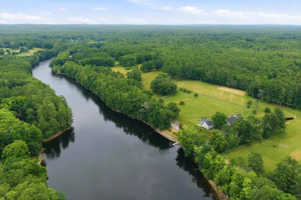 216 Salmon Falls Road Buxton ME 04093