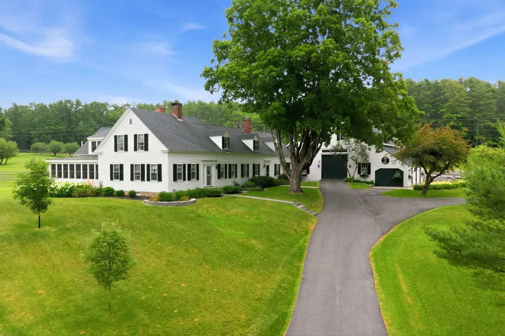 216 Salmon Falls Road Buxton ME 04093
