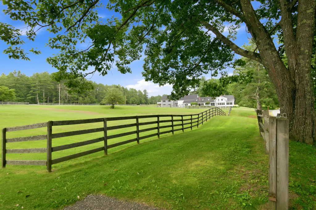 216 Salmon Falls Road Buxton ME 04093