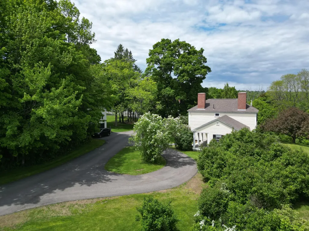 1090 Pittston School Street Pittston ME 04345