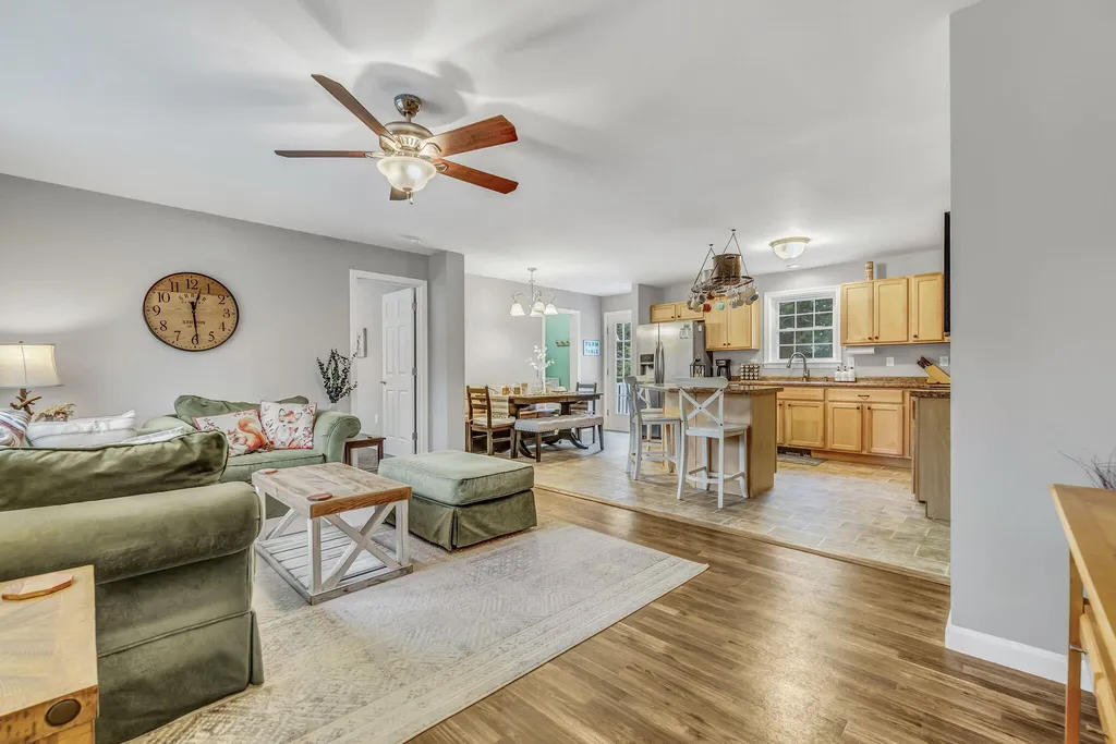 89 Boot Cove Lane Winthrop ME 04364