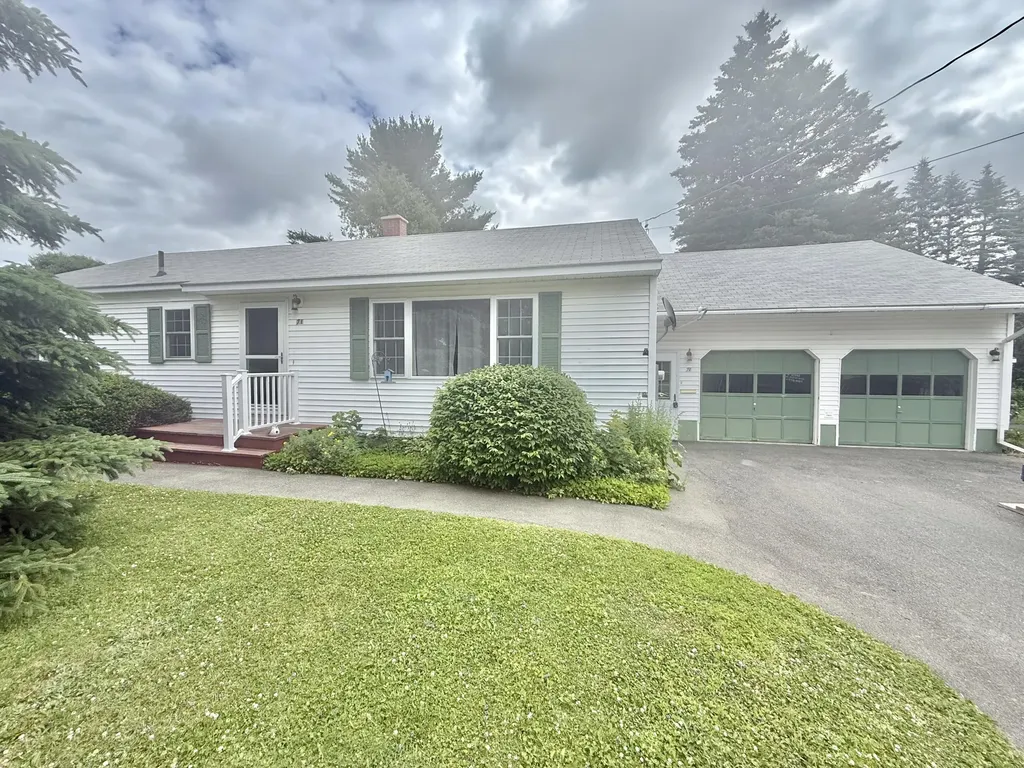 71 Hardy Street Presque Isle ME 04769