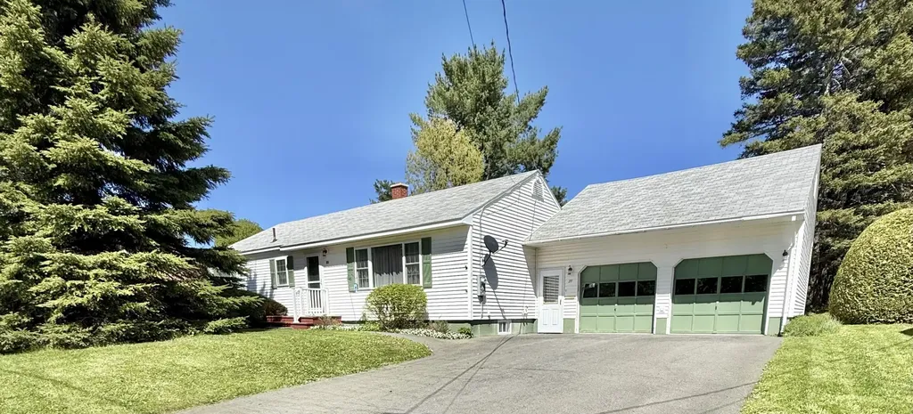 71 Hardy Street Presque Isle ME 04769