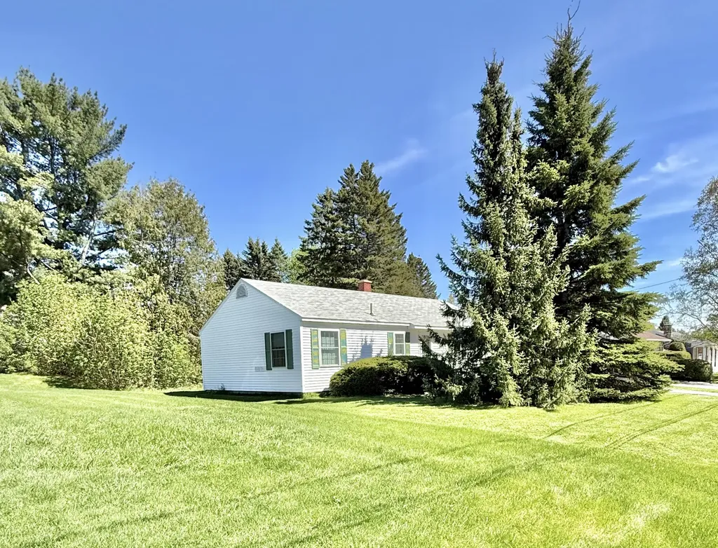 71 Hardy Street Presque Isle ME 04769