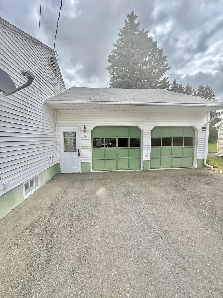 71 Hardy Street Presque Isle ME 04769