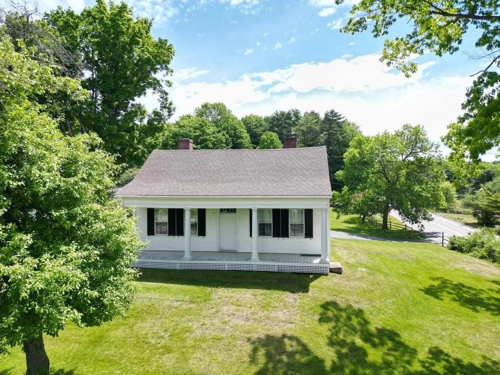 1090 Pittston School Street Pittston ME 04345