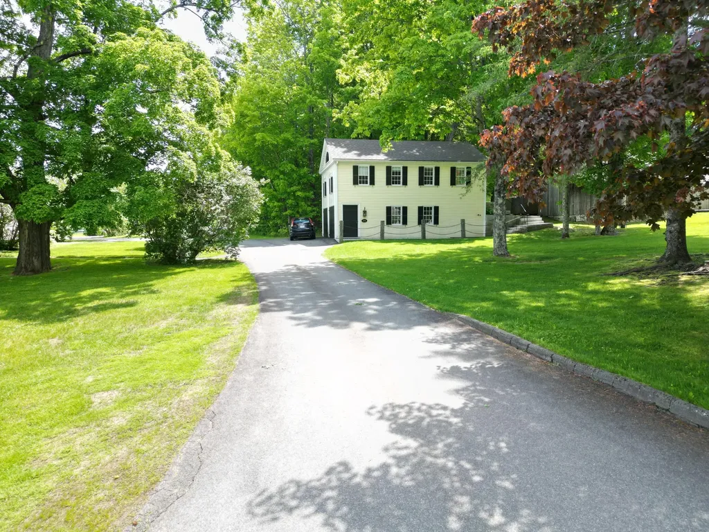 1090 Pittston School Street Pittston ME 04345