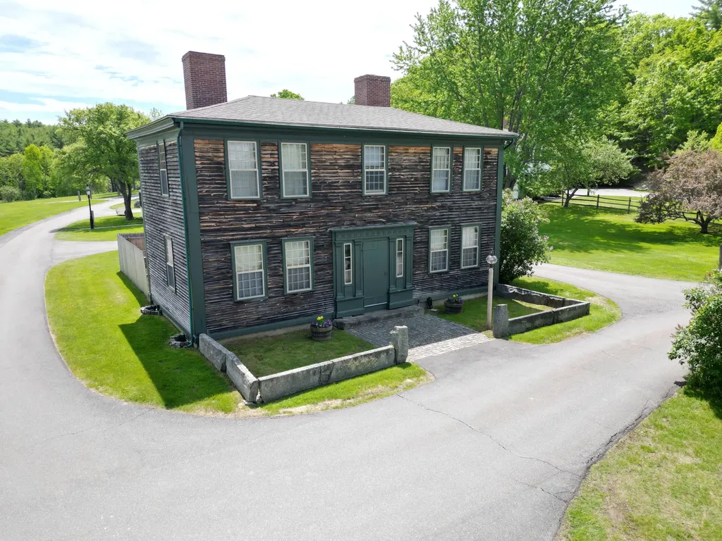 1090 Pittston School Street Pittston ME 04345