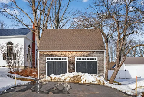 1090 Pittston School Street Pittston ME 04345