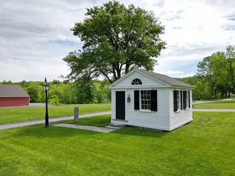 1090 Pittston School Street Pittston ME 04345