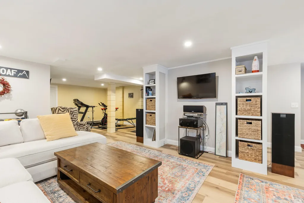 1 Blueberry Lane Old Orchard Beach ME 04064