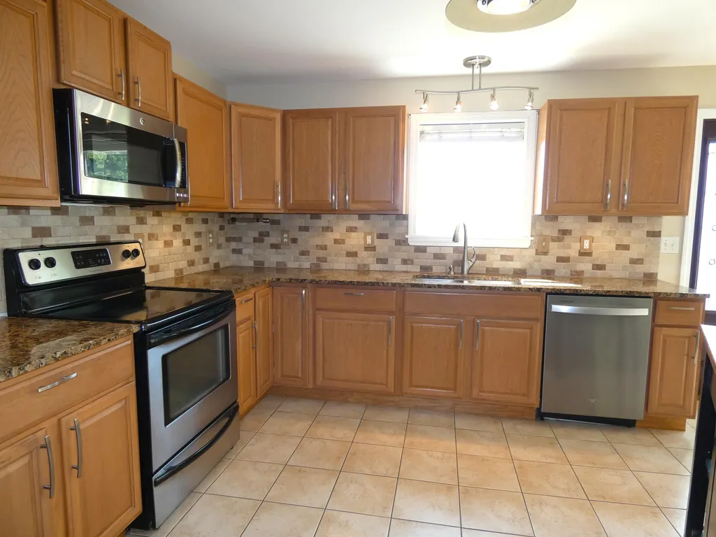 22 Eric Road Vassalboro ME 04989
