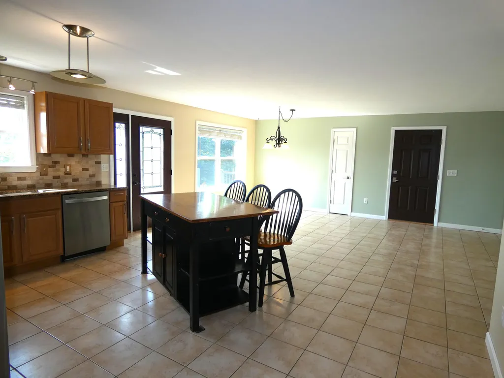 22 Eric Road Vassalboro ME 04989