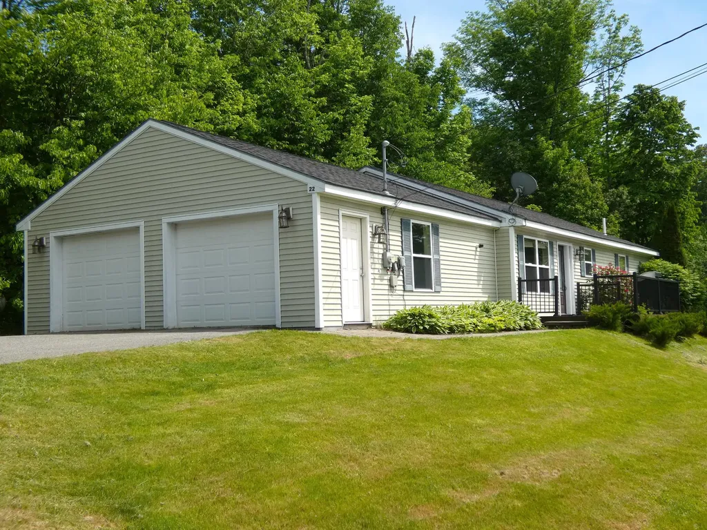 22 Eric Road Vassalboro ME 04989
