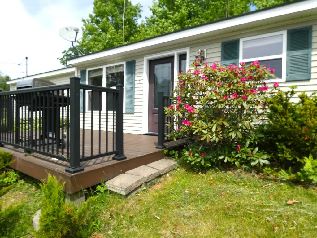 22 Eric Road Vassalboro ME 04989