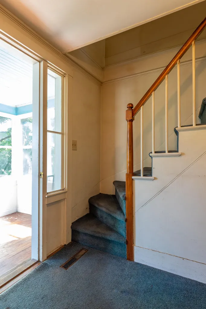 6 Pine Street Rockport ME 04856
