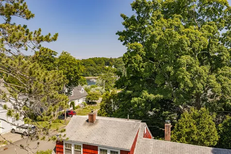 6 Pine Street Rockport ME 04856