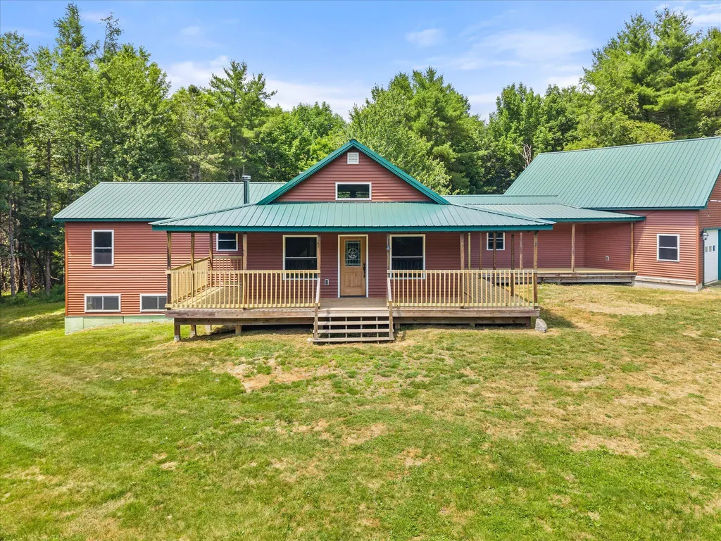 18 Werner Way Hermon ME 04401