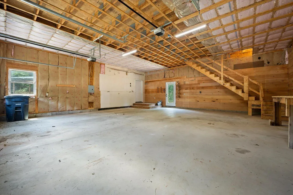 18 Werner Way Hermon ME 04401