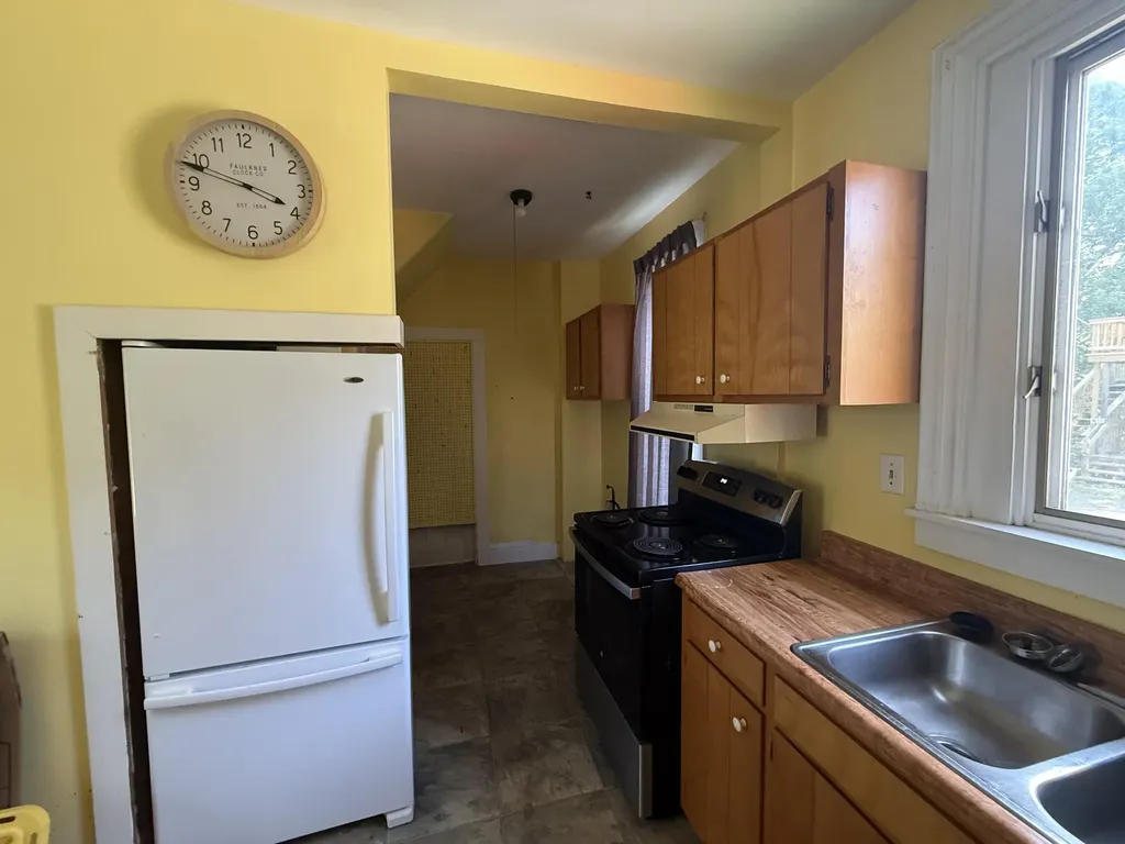 312 Essex Street Bangor ME 04401