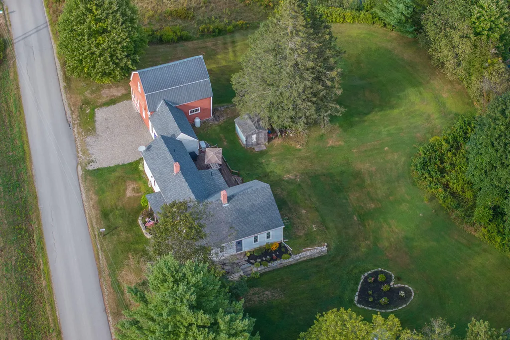 21 Pond Road S Searsmont ME 04973