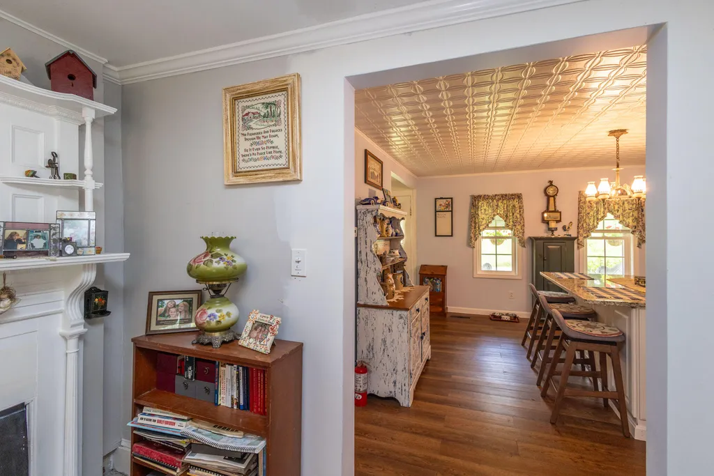 21 Pond Road S Searsmont ME 04973