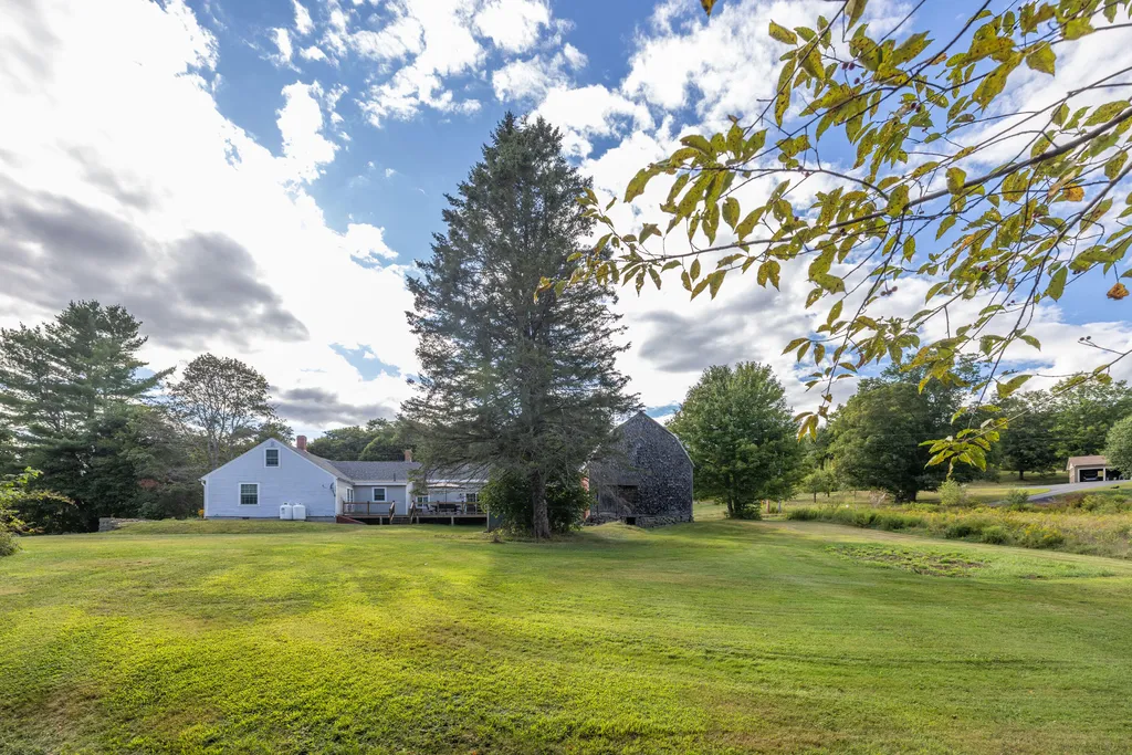 21 Pond Road S Searsmont ME 04973