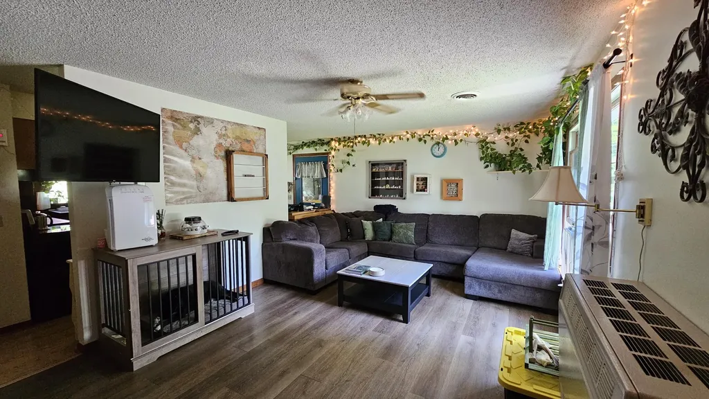 60 Merritt Street Canaan ME 04924