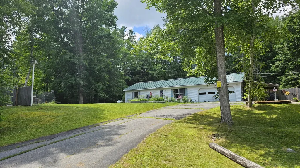 60 Merritt Street Canaan ME 04924