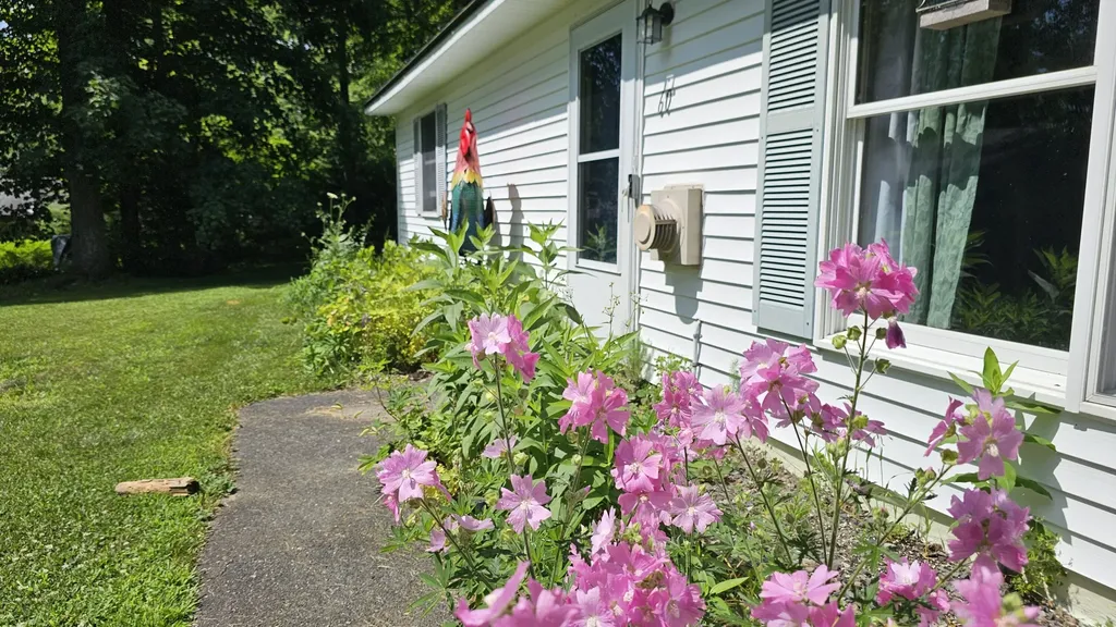 60 Merritt Street Canaan ME 04924