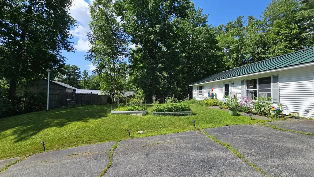 60 Merritt Street Canaan ME 04924