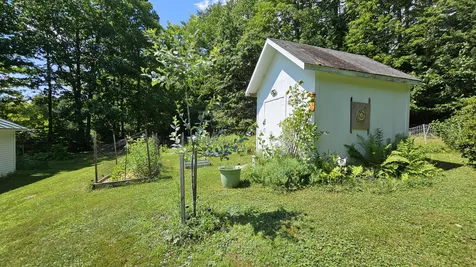 60 Merritt Street Canaan ME 04924