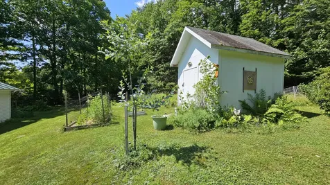60 Merritt Street Canaan ME 04924