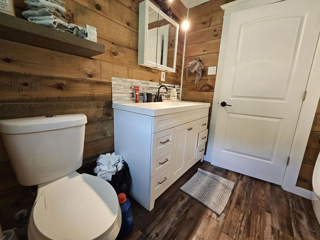 1467 Pushaw Road Glenburn ME 04401