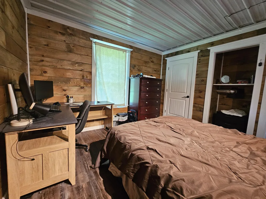 1467 Pushaw Road Glenburn ME 04401